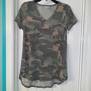 Womens v neck top